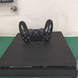 CONSOLA DE VIDEOJUEGO SONY PS4 SLIM 1 TB (SEMINUEVO)