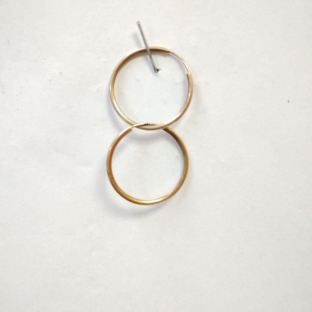 ARRACADAS PAR ORO 10 K 1,70 GRMS (SEMINUEVO)