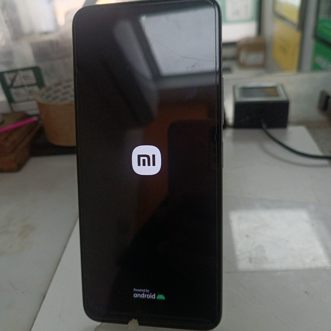 CELULAR XIAOMI REDMI 12 23053RN02L 256 GB 8 GB RAM (SEMINUEVO)