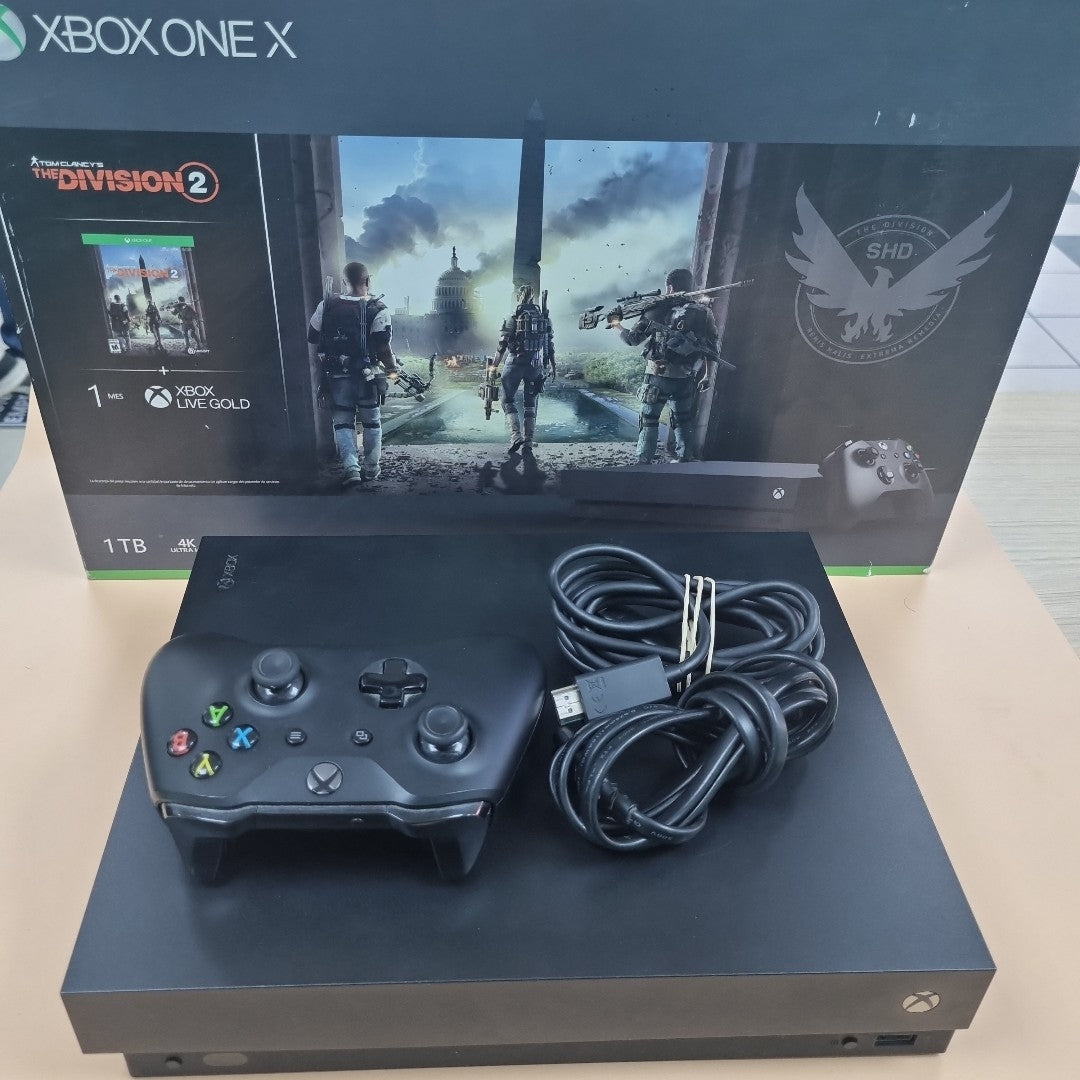 CONSOLA DE VIDEOJUEGO MICROSOFT XBOX ONE X 1 TB (SEMINUEVO)