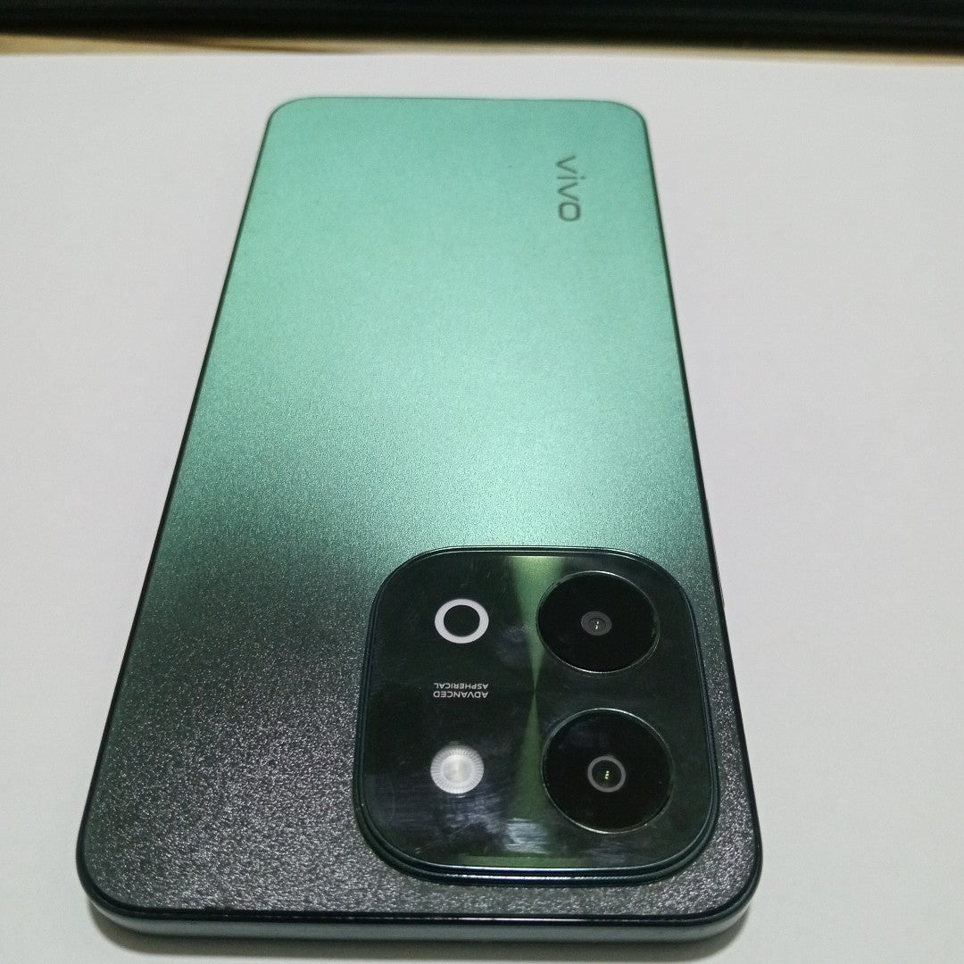 CELULAR VIVO Y28 V2352 256 GB 8 GB RAM (SEMINUEVO)