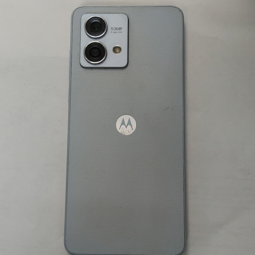 CELULAR MOTOROLA MOTO G84 XT2347-1 (2023) 256 GB 8 GB RAM (SEMINUEVO)