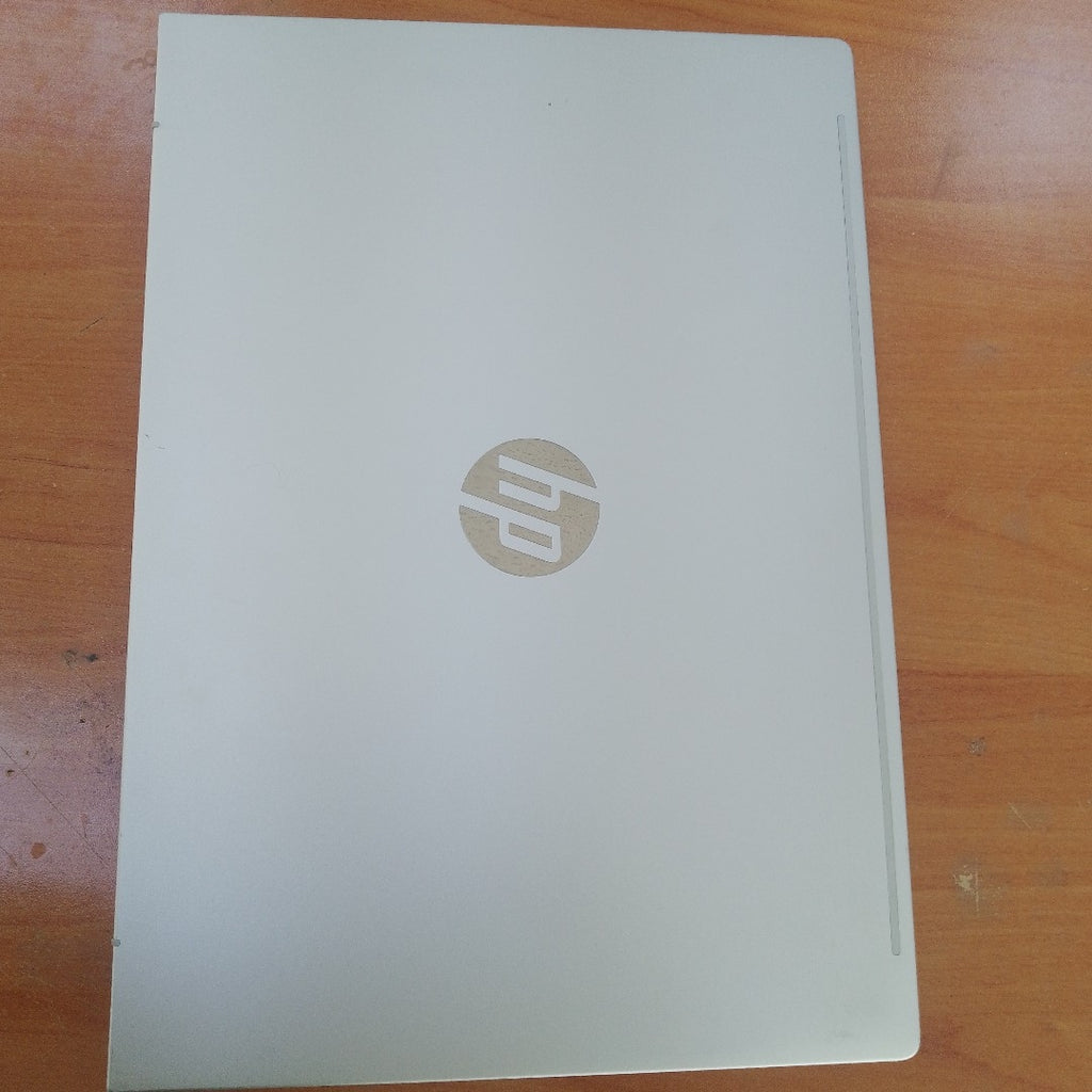 LAPTOP HP PROBOOK 440 G11 (2025) 512 GB SSD 8 GB RAM (SEMINUEVO)