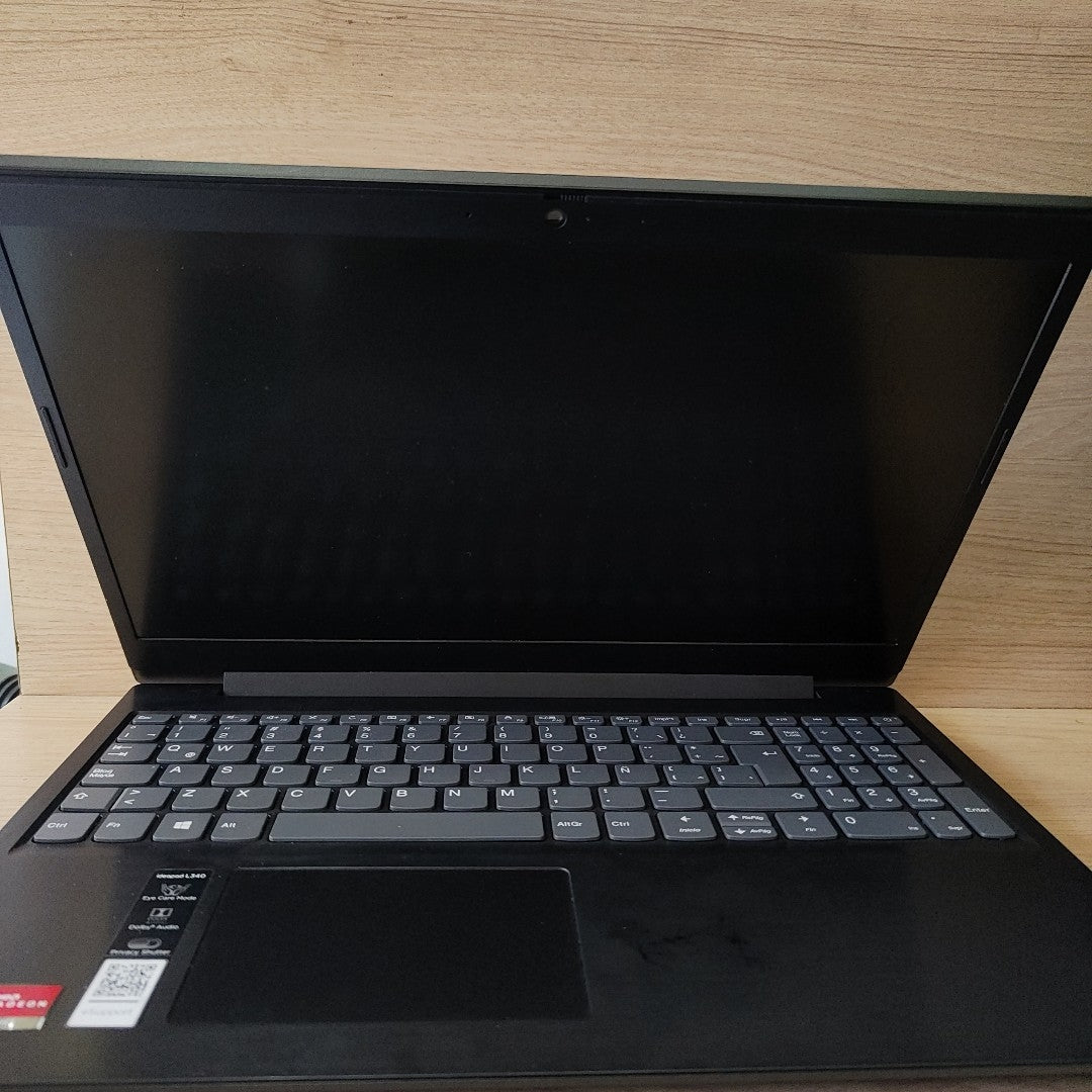 LAPTOP LENOVO IDEAPAD L340-15API (2022) 2 TB + 1 TB SSD 8 GB RAM (SEMINUEVO)