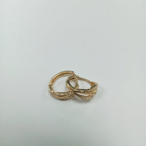 HUGGIES ORO 14K 1.8 (NUEVO)