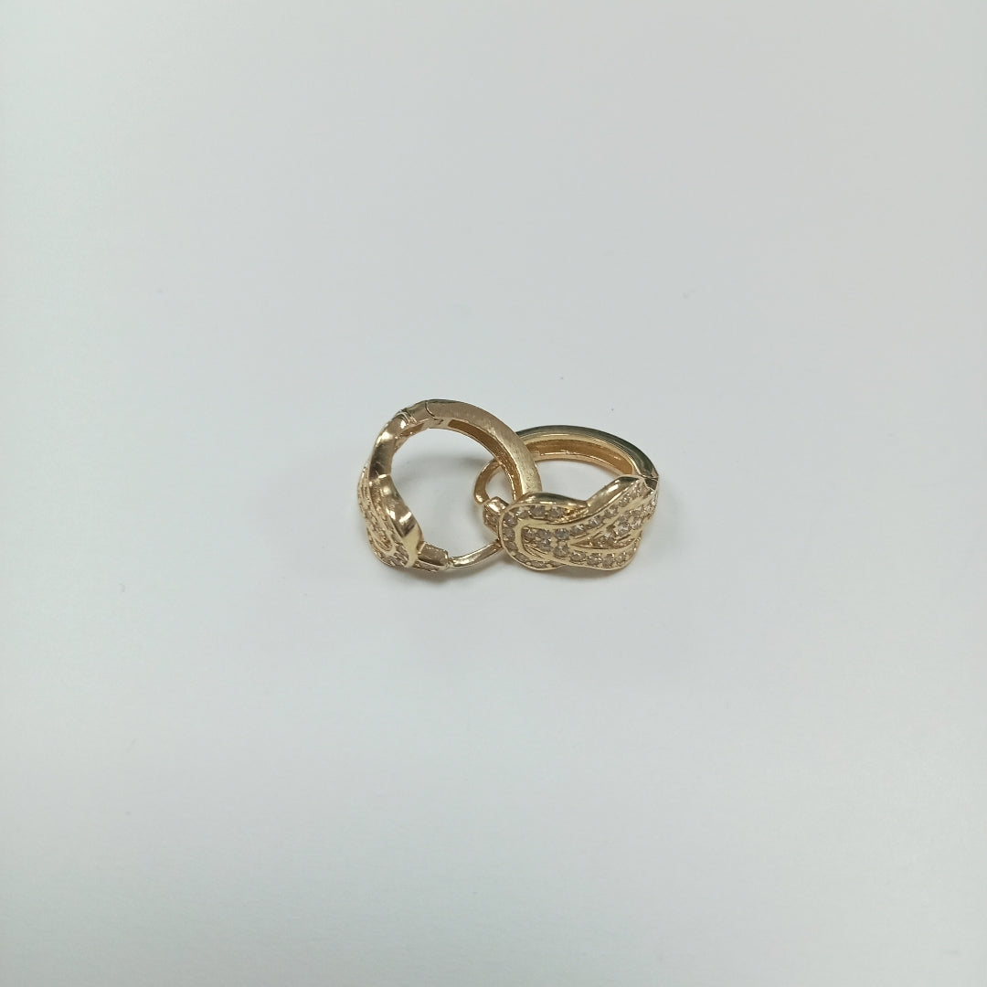 HUGGIES ORO 14K 2.6 (NUEVO)