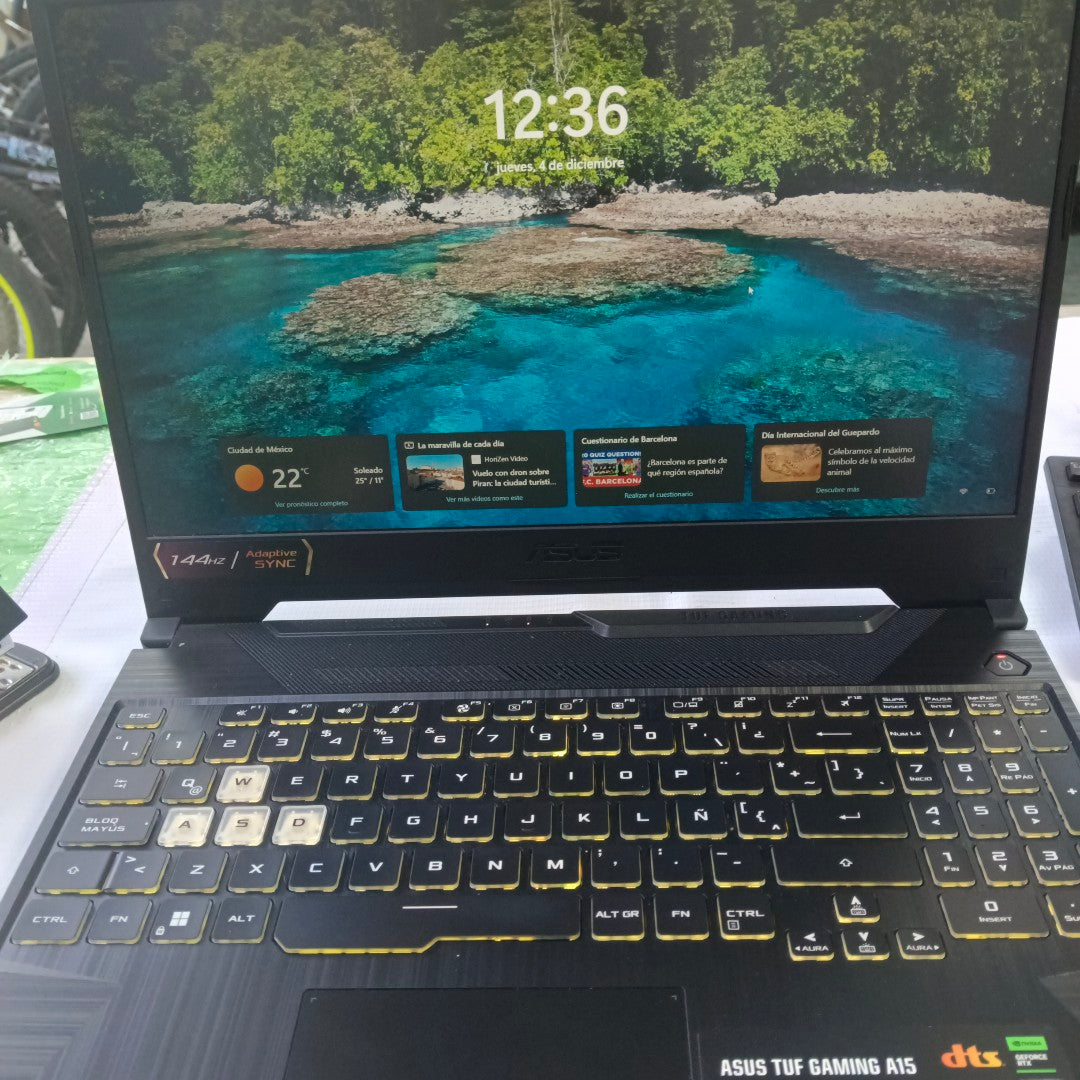 LAPTOP ASUS TUF GAMING A15 FA506NF-HN030W (2024) 512 GB SSD 8 GB RAM (SEMINUEVO)