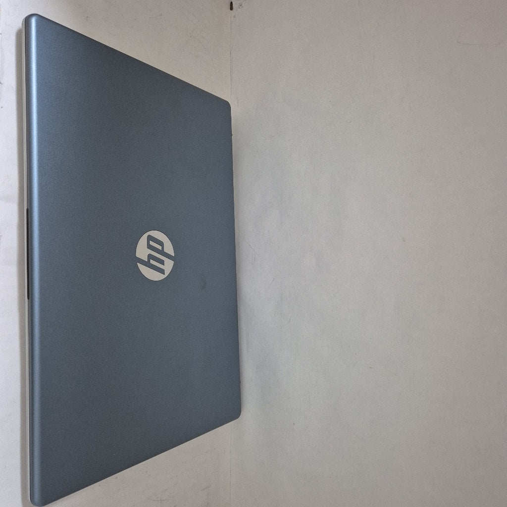 LAPTOP HP 14-EM0002LA (2023) 512 GB SSD 8 GB RAM (SEMINUEVO)