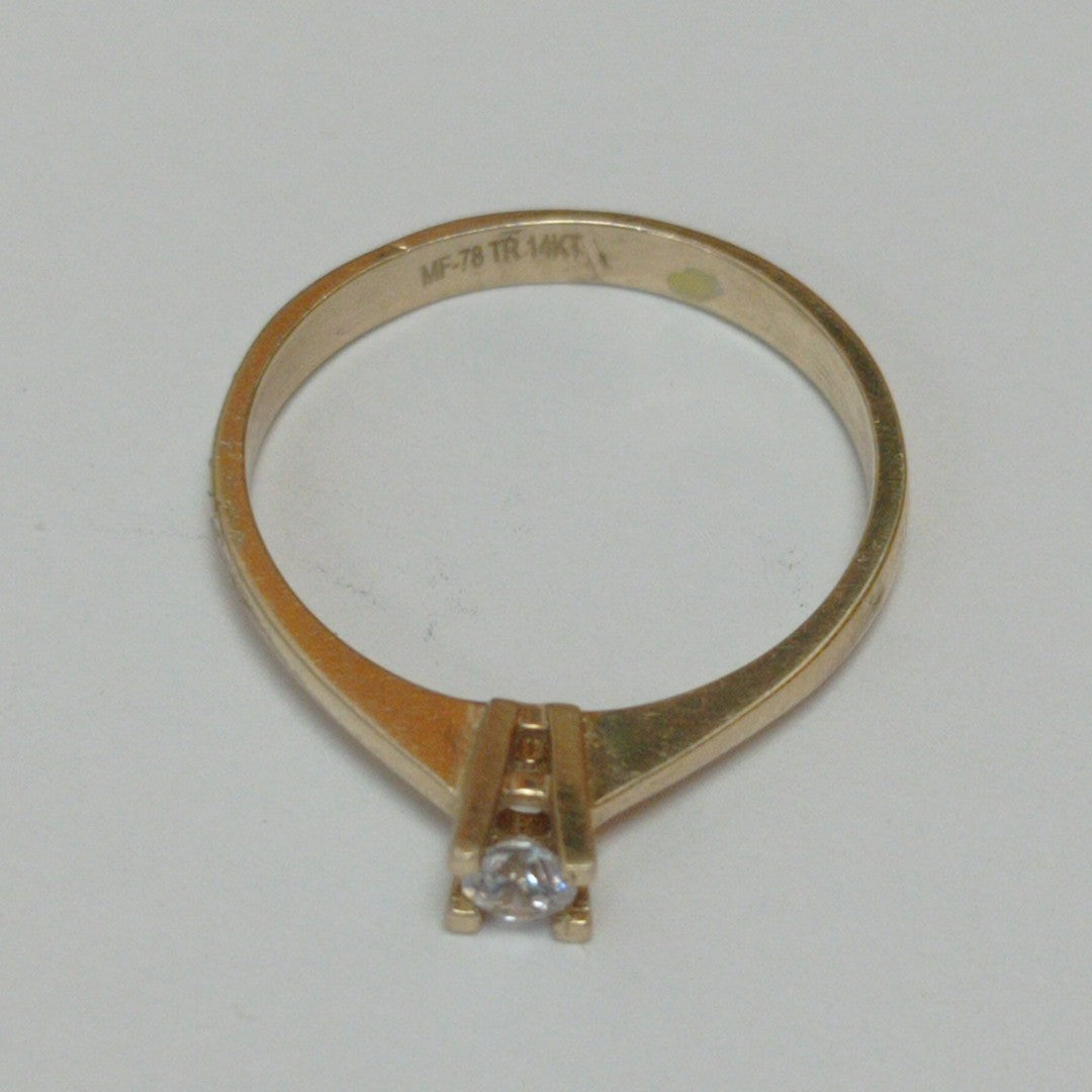 10024ANC00070B872 FRD6 SOLITARIO DELGADO CON CIRCONIA REDONDA CON BASE TIPAO A ORO 14K 2GRS (NUEVO)