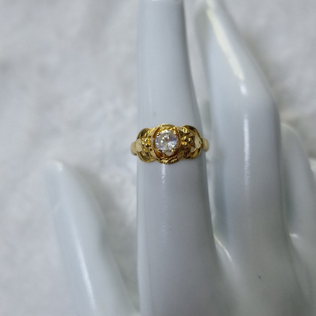 K1 2,20 GRMS 18 K ESPECIFICACIONES COMPLEMENTARIAS ANILLITO CON CIRCORNIA (SEMINUEVO)