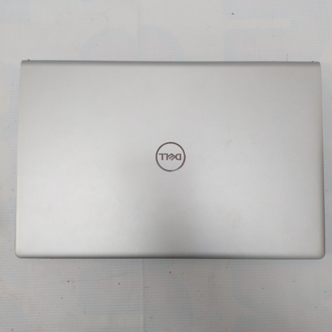 LAPTOP DELL INSPIRON 15 3520 (2024) 512 GB SSD 16 GB RAM (SEMINUEVO)