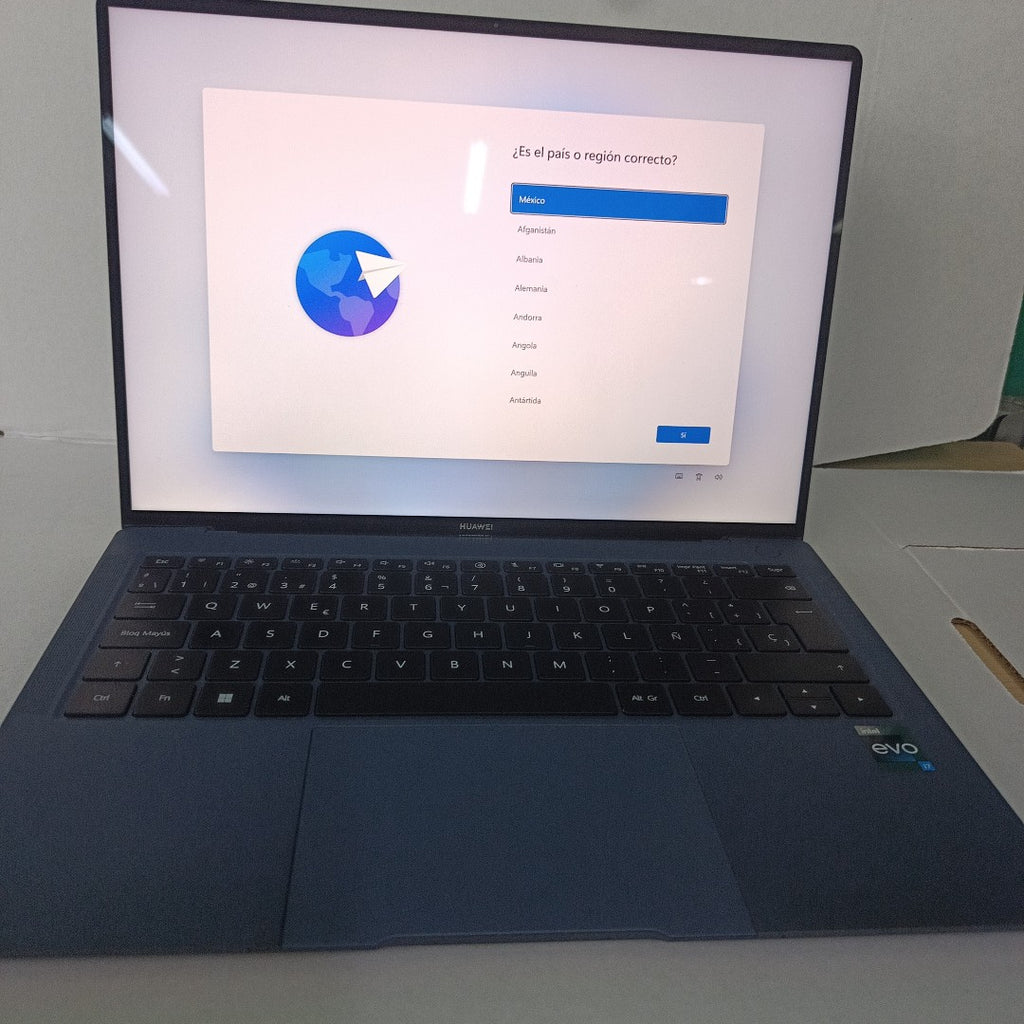 LAPTOP HUAWEI MATEBOOK X PRO MRGFG-X (2023) 1 TB SSD 16 GB RAM (SEMINUEVO)