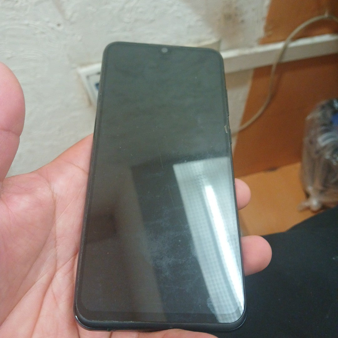 CELULAR OTRAS MARCAS OTROS MODELOS 32 GB 3 GB RAM (SEMINUEVO)