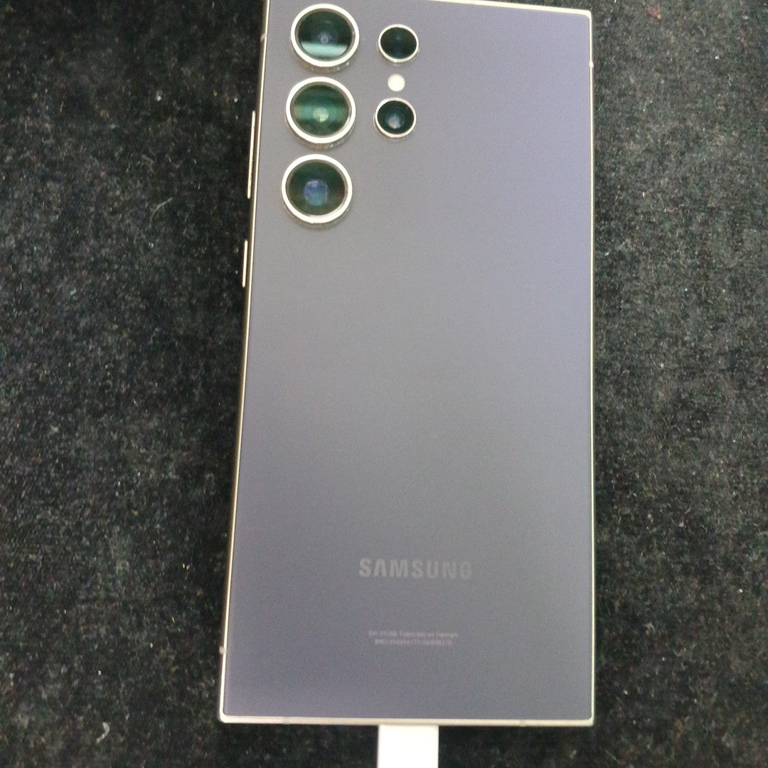 CELULAR SAMSUNG GALAXY S24 ULTRA SM-S928B (2024) 512 GB 12 GB RAM (SEMINUEVO)