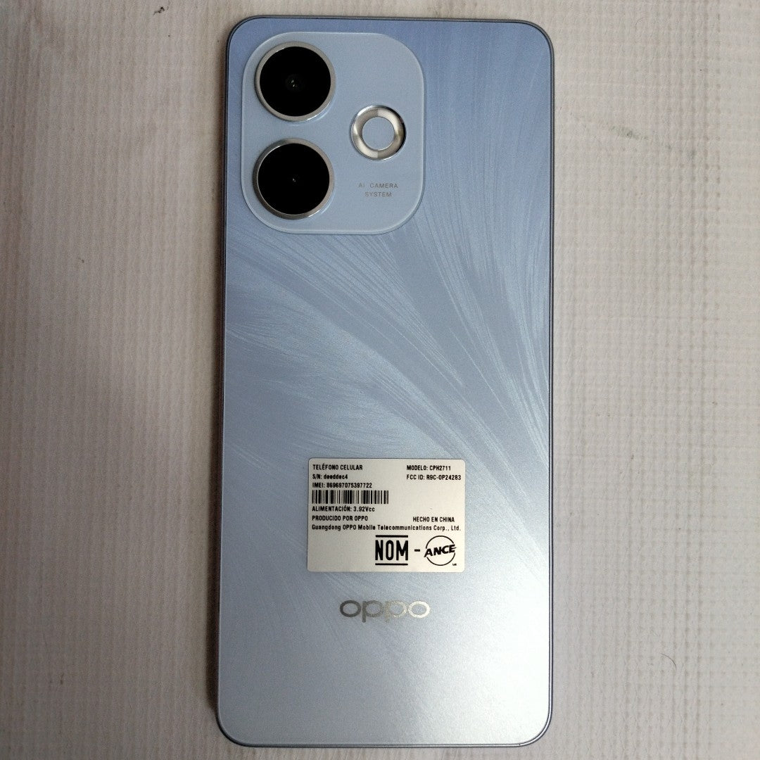 CELULAR OPPO  A5 PRO CPH2711 (2025) 256 GB 8 GB RAM (SEMINUEVO)