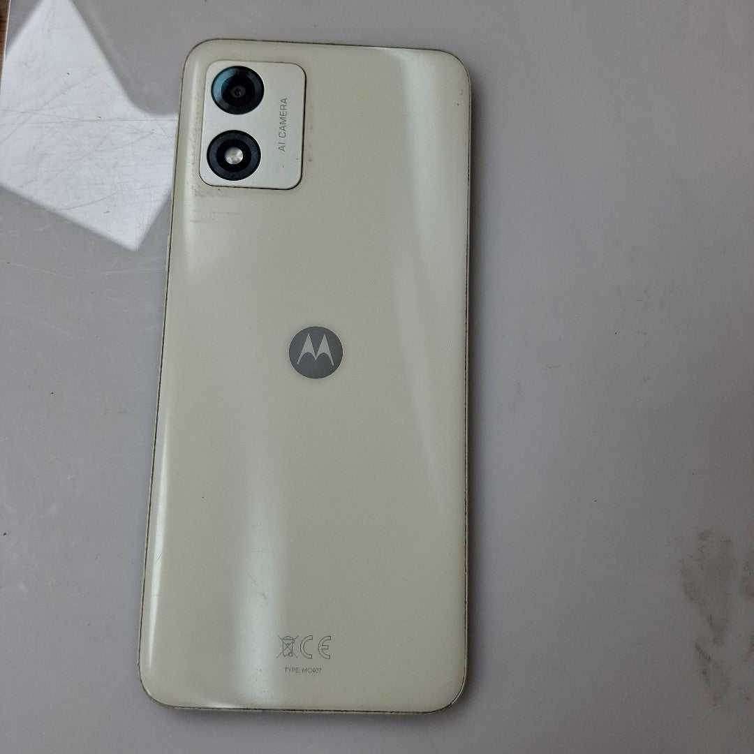 CELULAR MOTOROLA MOTO E13 XT2345-2 64 GB 2 GB RAM (SEMINUEVO)