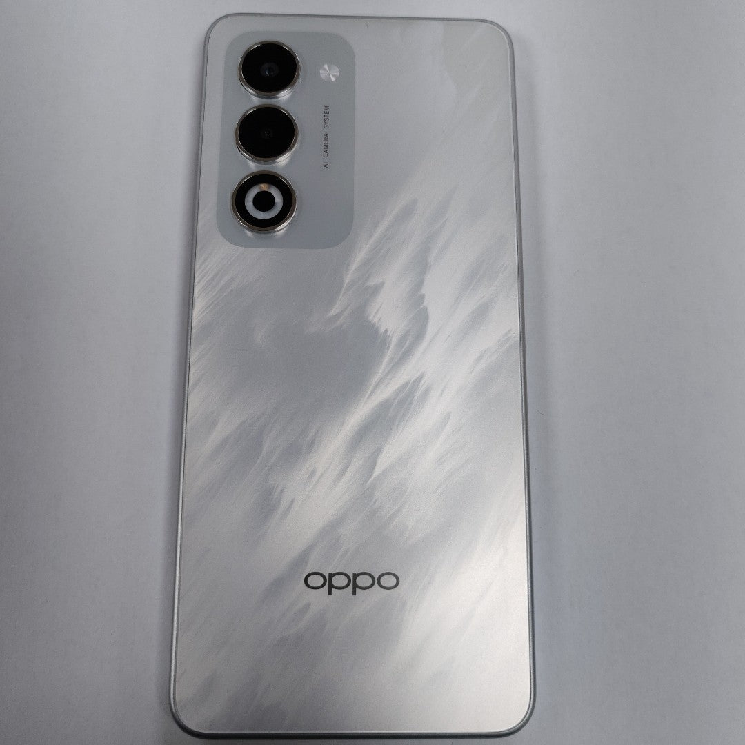 CELULAR OPPO  A5 CPH2727 (2025) 256 GB 4 GB RAM (SEMINUEVO)