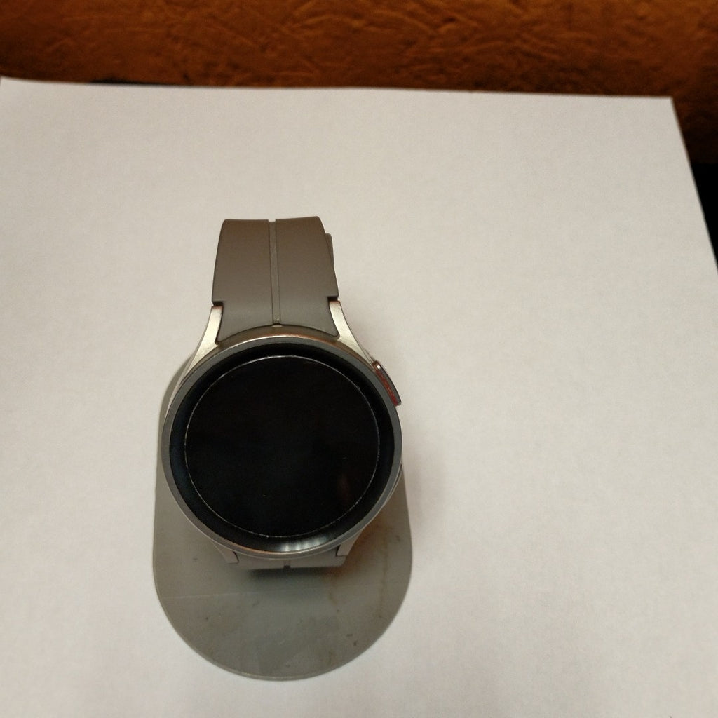 SMARTWATCH SAMSUNG GALAXY WATCH 5 PRO SM-R920 45 MM GPS (SEMINUEVO)