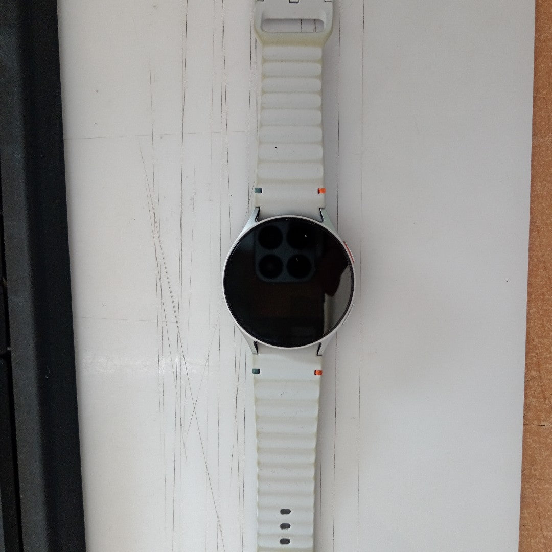 SMARTWATCH SAMSUNG GALAXY WATCH 7 SM-L310 44 MM GPS (SEMINUEVO)