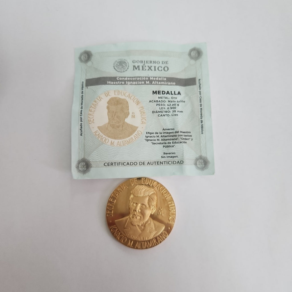 MEDALLA CONMEMORATIVA ORO 21 K 42 GRMS (SEMINUEVO)