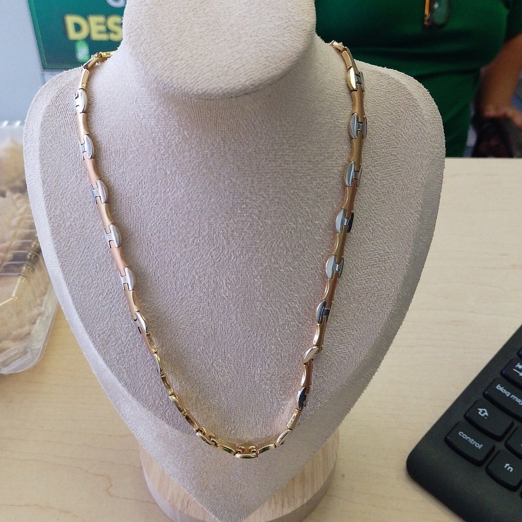 GARGANTILLA ORO, ORO COMBINADO 14 K 22.5 GRMS (SEMINUEVO)