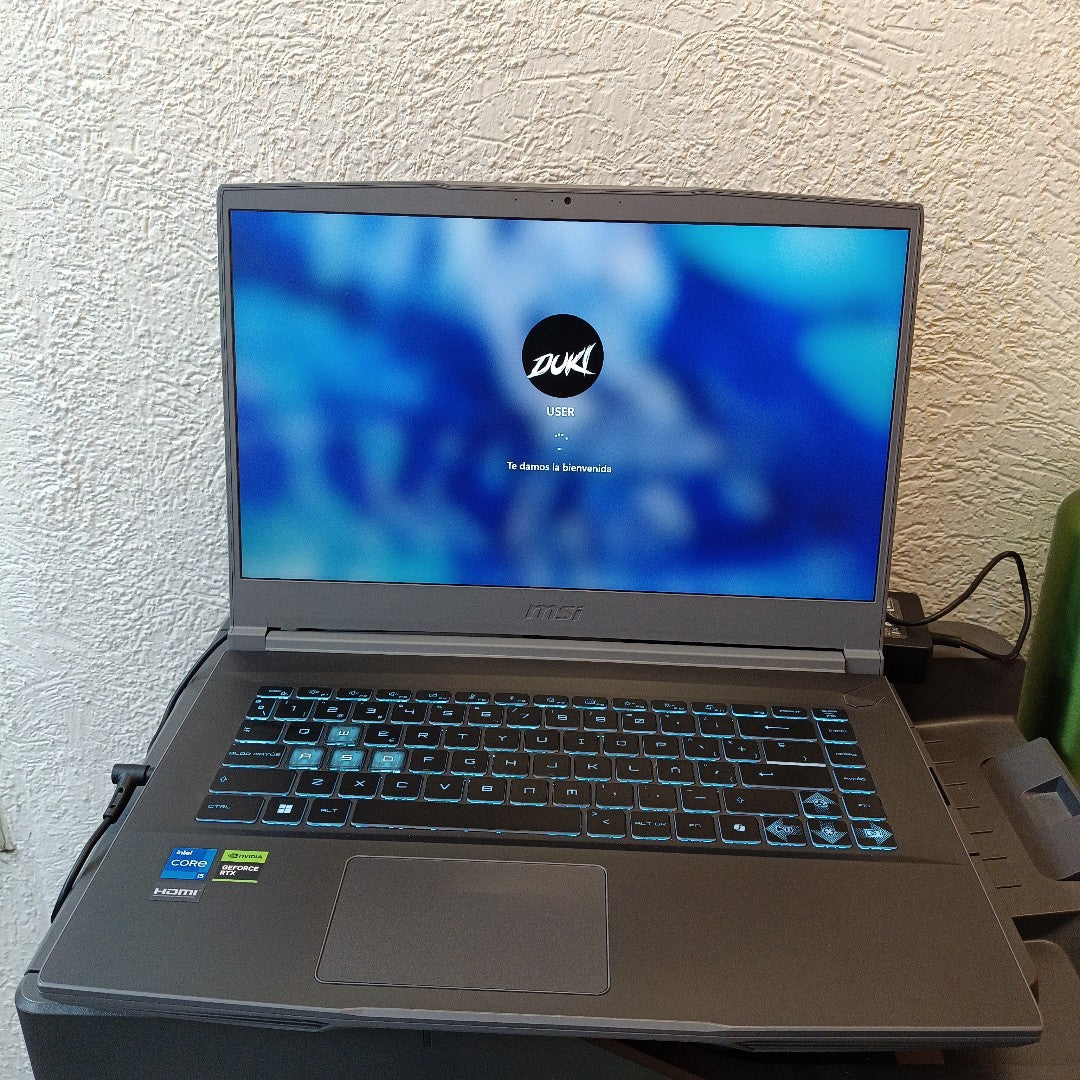 LAPTOP MSI THIN 15 B12UCX-2218MX (2024) 512 GB SSD + 512 GB SSD 16 GB RAM (SEMINUEVO)