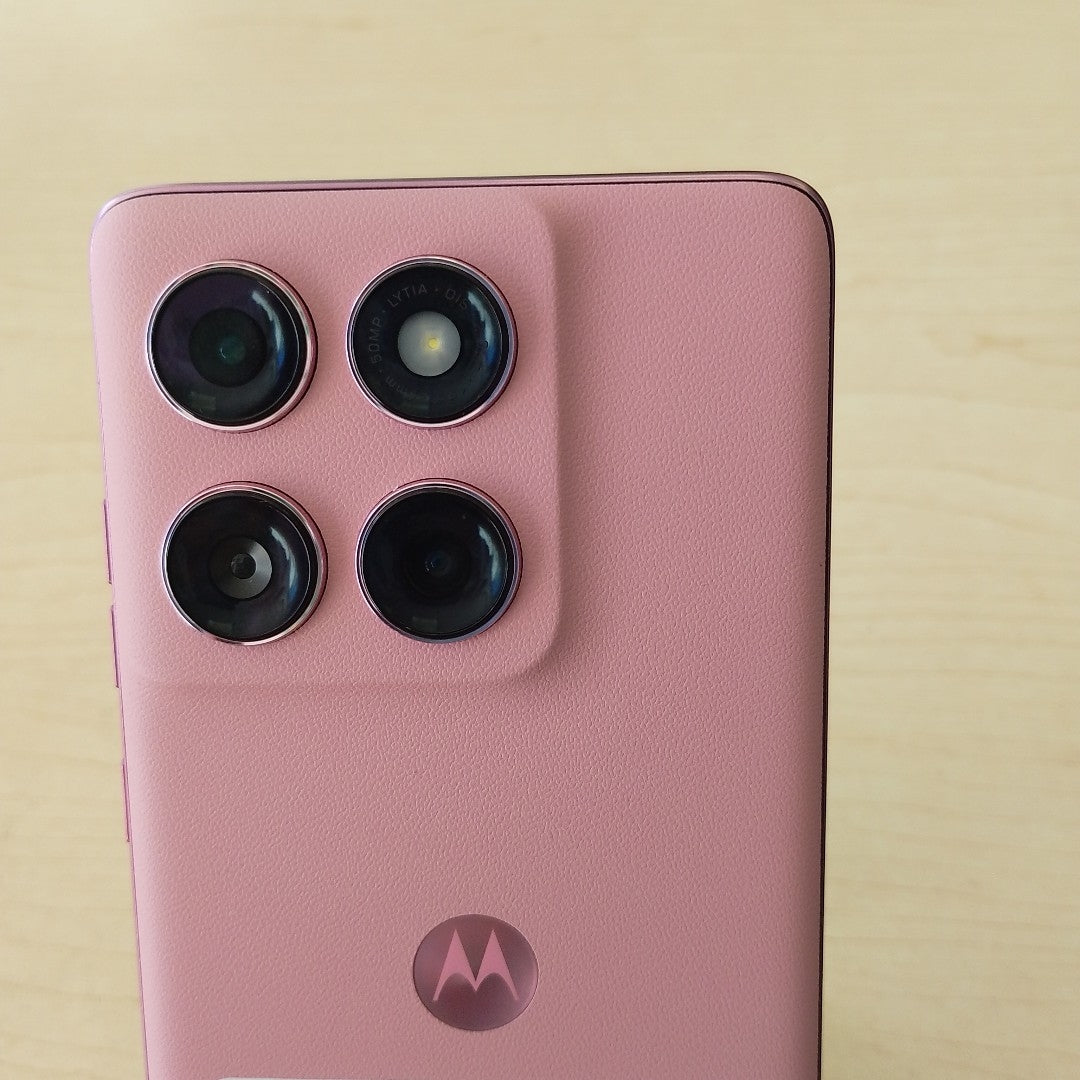 CELULAR MOTOROLA EDGE 60 FUSION XT2503-1 (2023) 256 GB 8 GB RAM (SEMINUEVO)