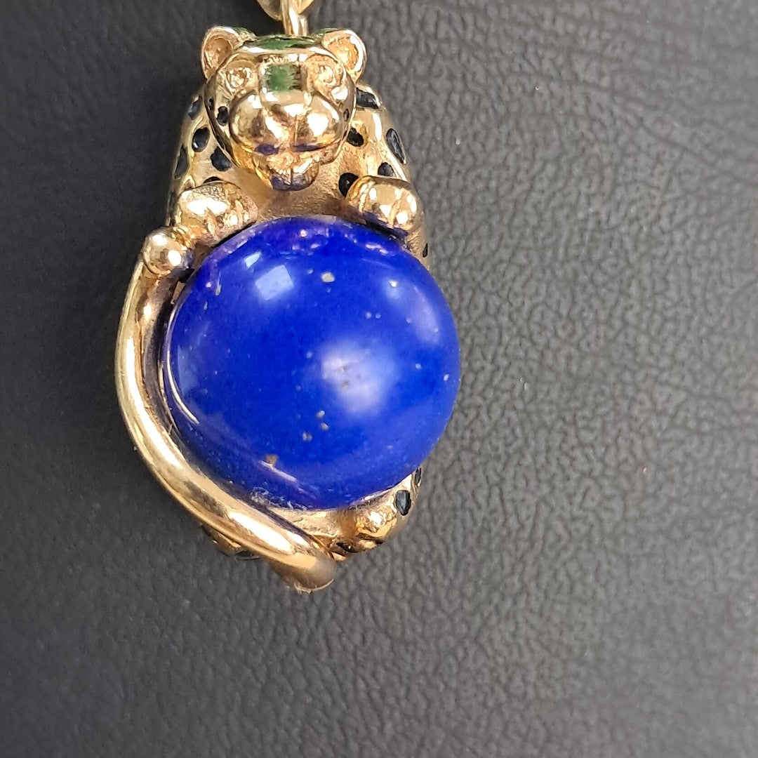 K1 8,20 GRMS 18 K ESPECIFICACIONES COMPLEMENTARIAS DIJE JAGUAR CON CANICA AZUL (SEMINUEVO)