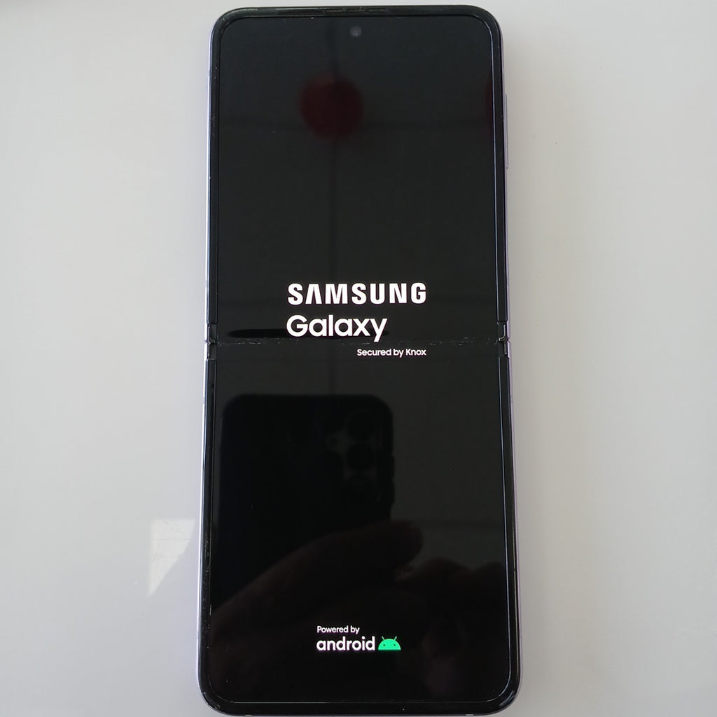 CELULAR SAMSUNG GALAXY Z FLIP3 5G SM-F711U 128 GB 8 GB RAM (SEMINUEVO)
