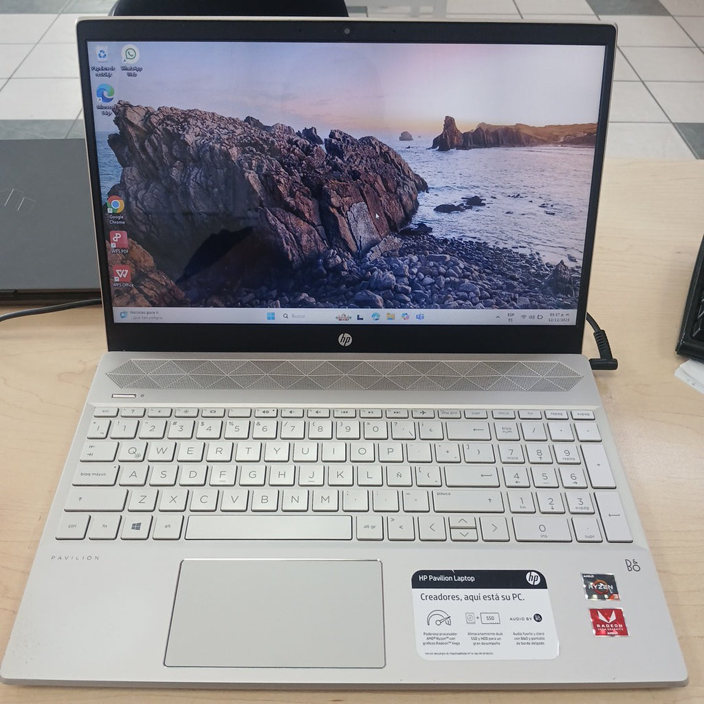 LAPTOP HP 15-CW1012LA (2019) 1 TB 12 GB RAM (SEMINUEVO)