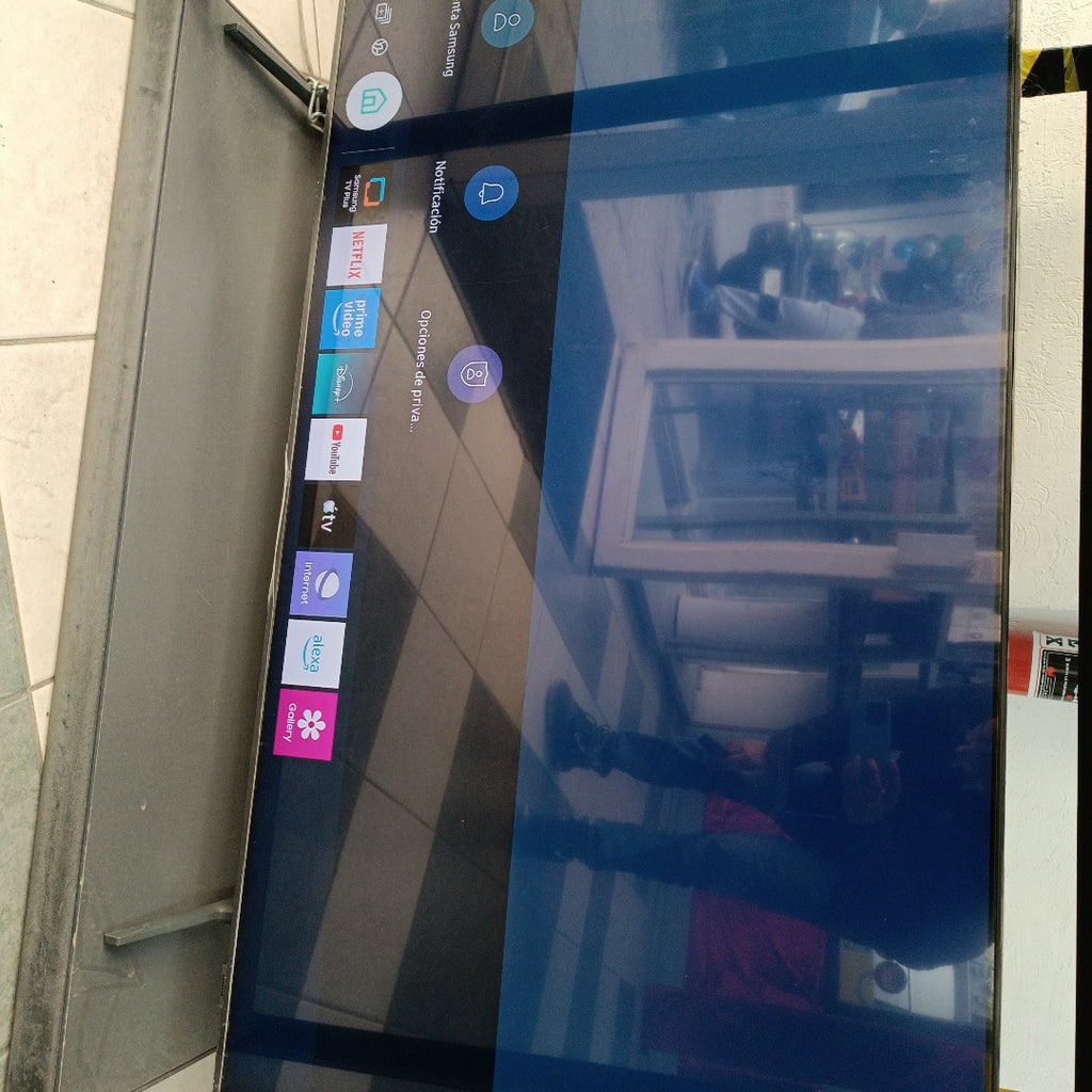 PANTALLA SAMSUNG QN60Q60AAF (2021) 60" QLED 4K (SEMINUEVO)