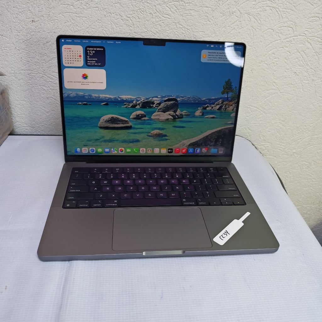 LAPTOP APPLE MACBOOK PRO 14" 2021 3.2 A2442 (8 CPU/14 GPU) 512 GB SSD 16 GB RAM (SEMINUEVO)