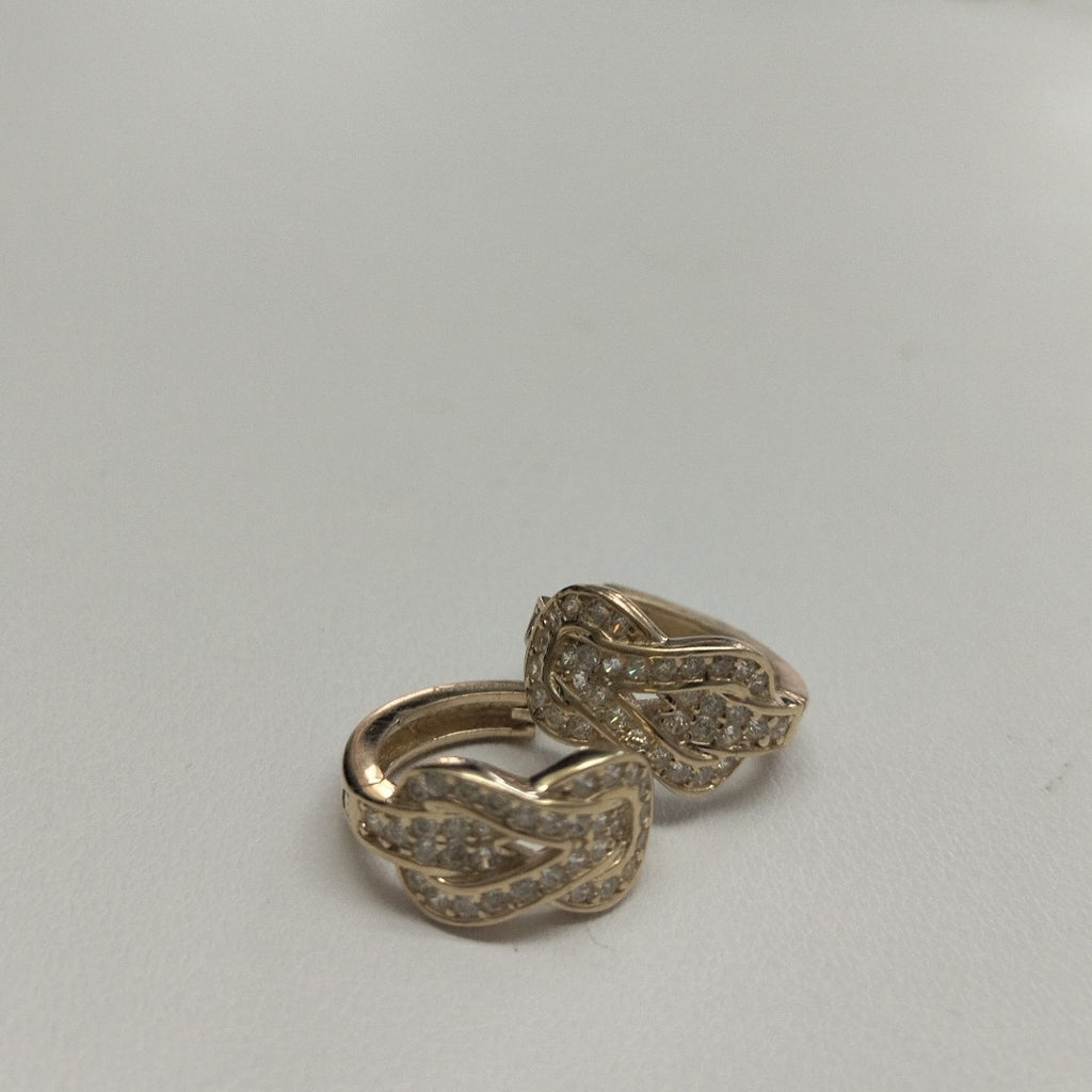 HUGGIES ORO 14K 2.7 (NUEVO)