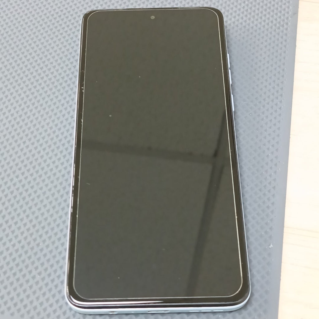 CELULAR MOTOROLA MOTO G84 XT2347-2 (2023) 256 GB 12 GB RAM (SEMINUEVO)