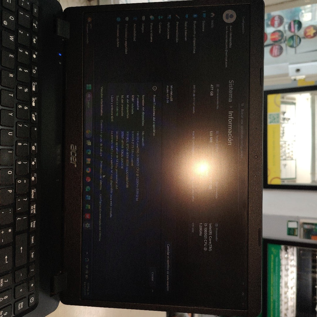 LAPTOP ACER ASPIRE 3 A315-56-353V (2023) 512 GB SSD 8 GB RAM (SEMINUEVO)