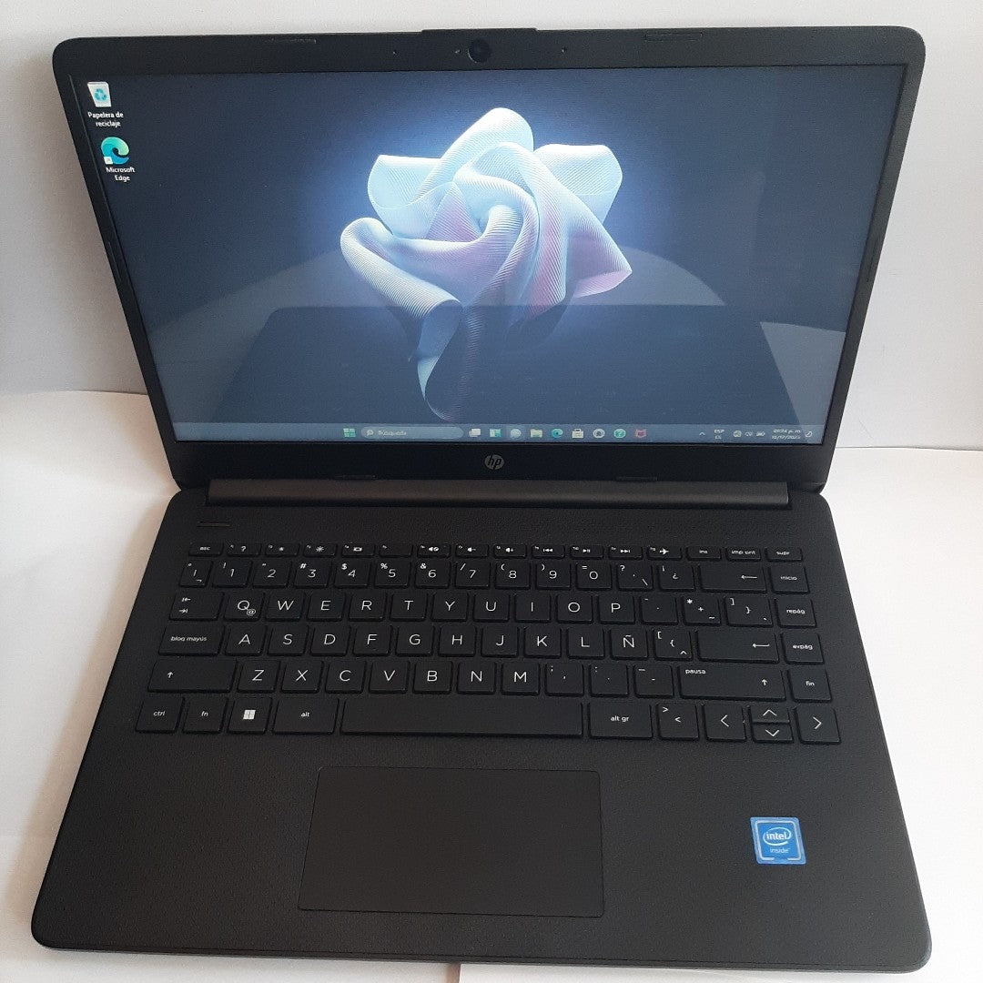 LAPTOP HP 14-DQ0501LA (2022) 256 GB SSD 4 GB RAM (SEMINUEVO)