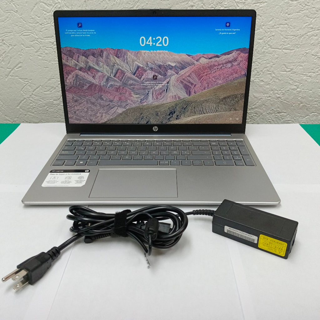LAPTOP HP 15-FD0000LA (2024) 512 GB SSD 8 GB RAM (SEMINUEVO)