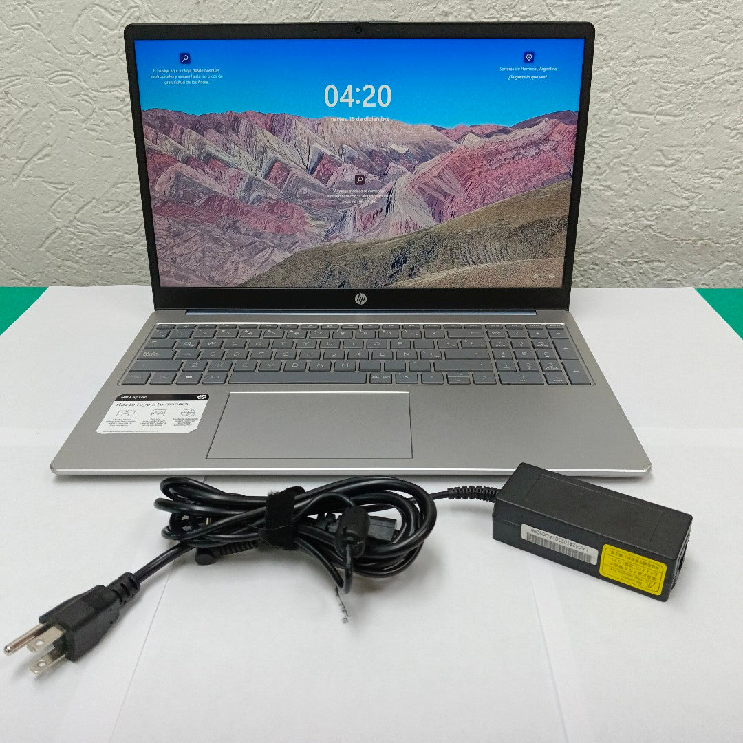 LAPTOP HP 15-FD0000LA (2024) 512 GB SSD 8 GB RAM (SEMINUEVO)