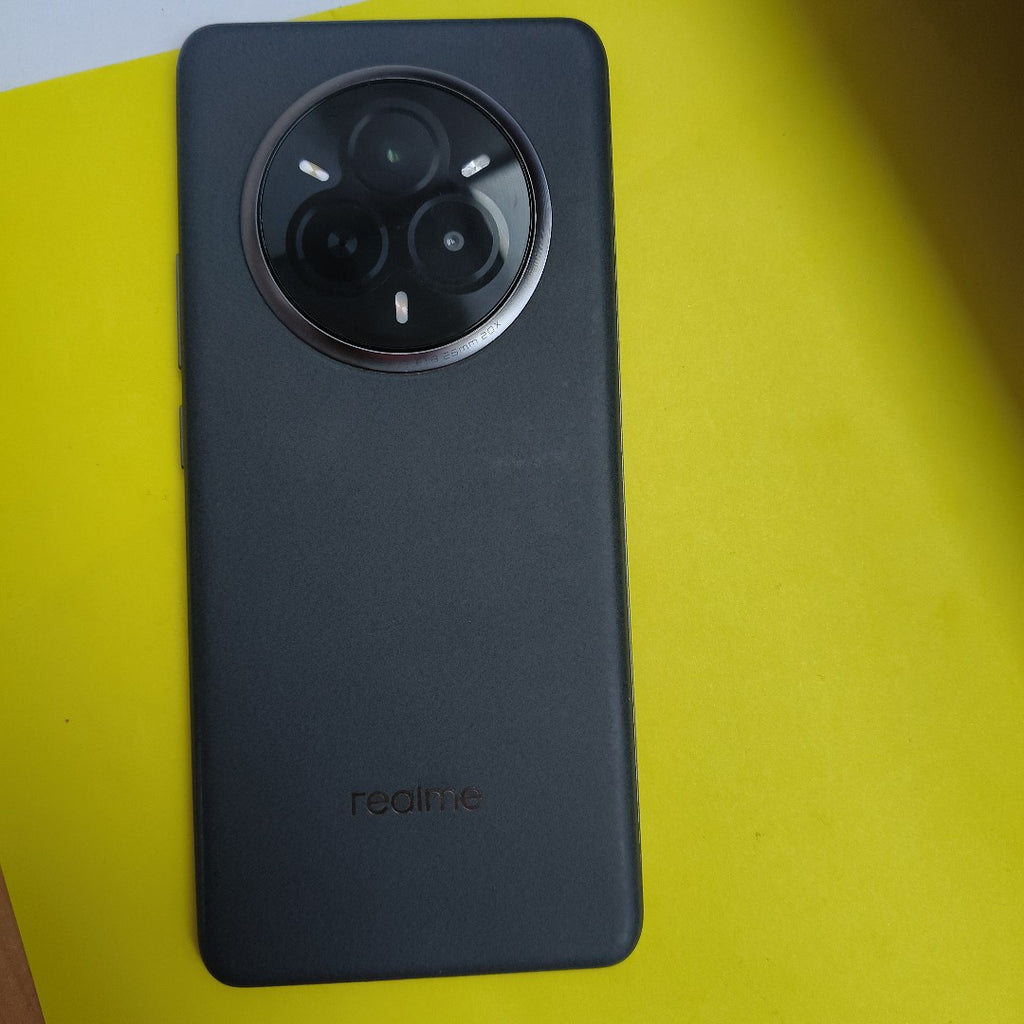 CELULAR REALME 14 PRO 5G RMX5056 (2025) 256 GB 8 GB RAM (SEMINUEVO)