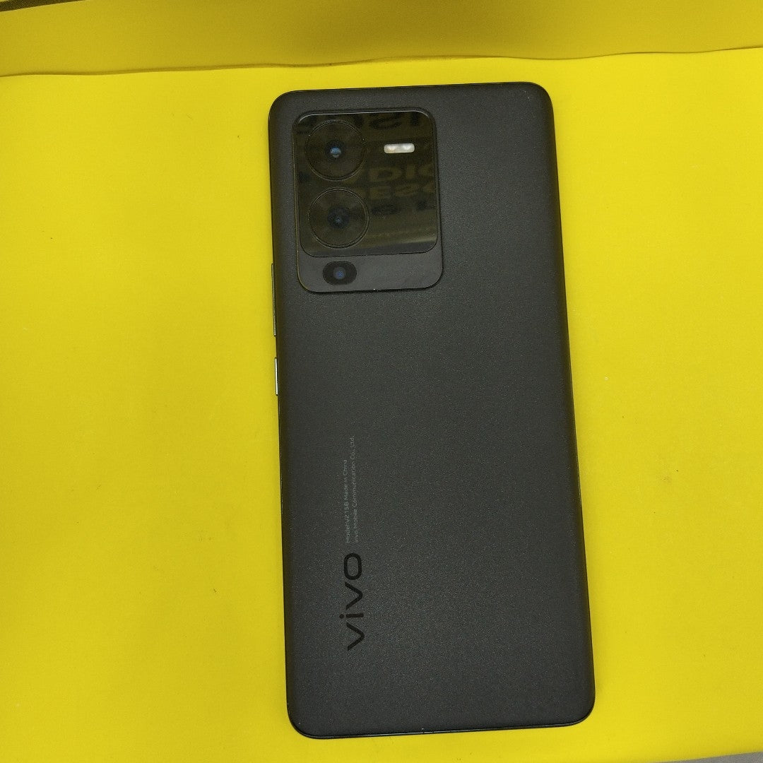 CELULAR VIVO V25 PRO V2158 256 GB 12 GB RAM (SEMINUEVO)