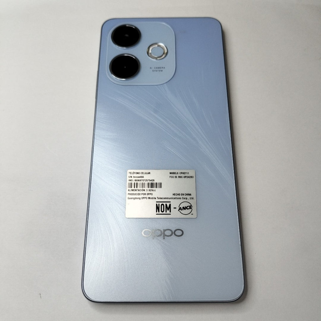 CELULAR OPPO  A5 PRO CPH2711 (2025) 256 GB 8 GB RAM (SEMINUEVO)