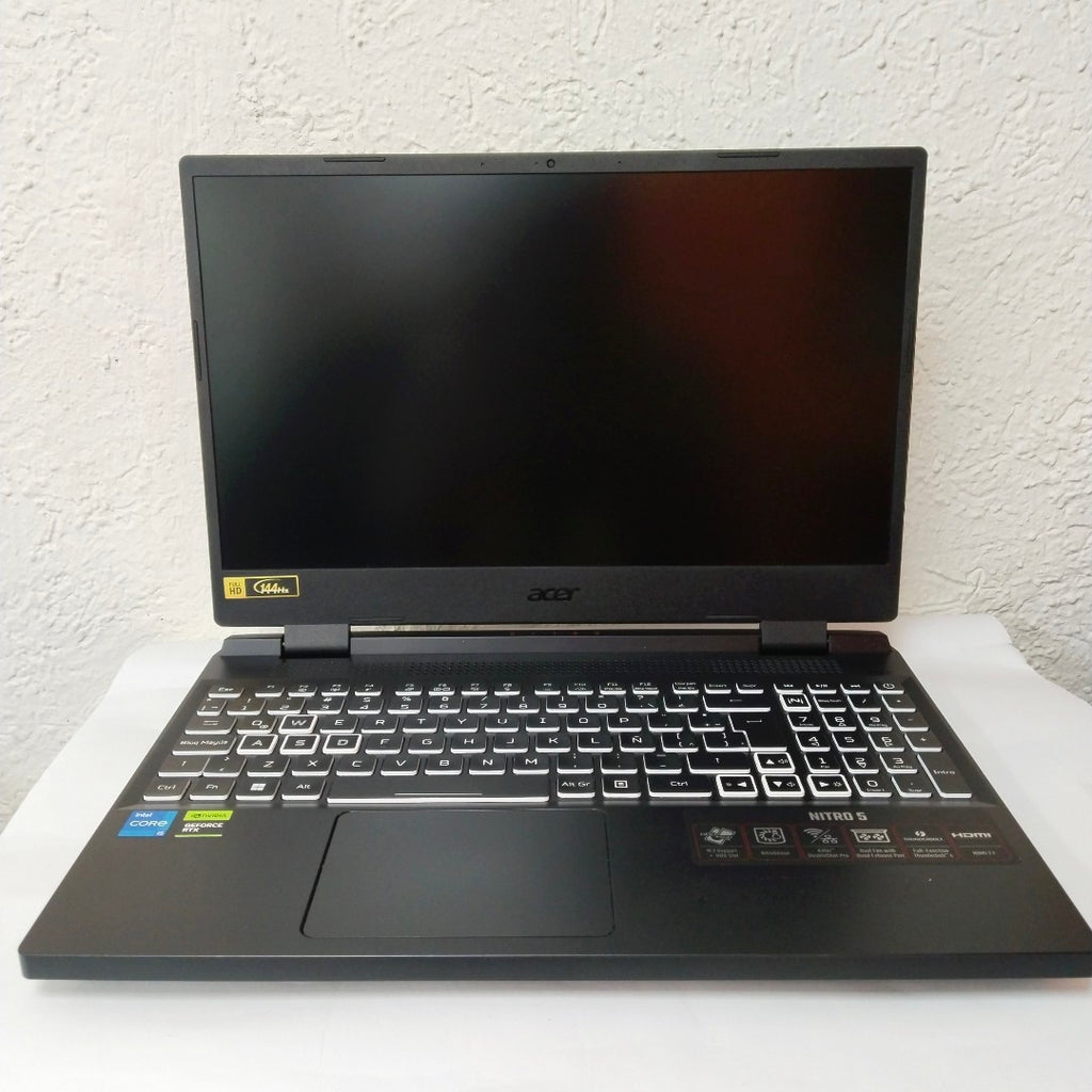 LAPTOP ACER NITRO 5 AN515-58-58V0 (2023) 512 GB SSD 8 GB RAM (SEMINUEVO)