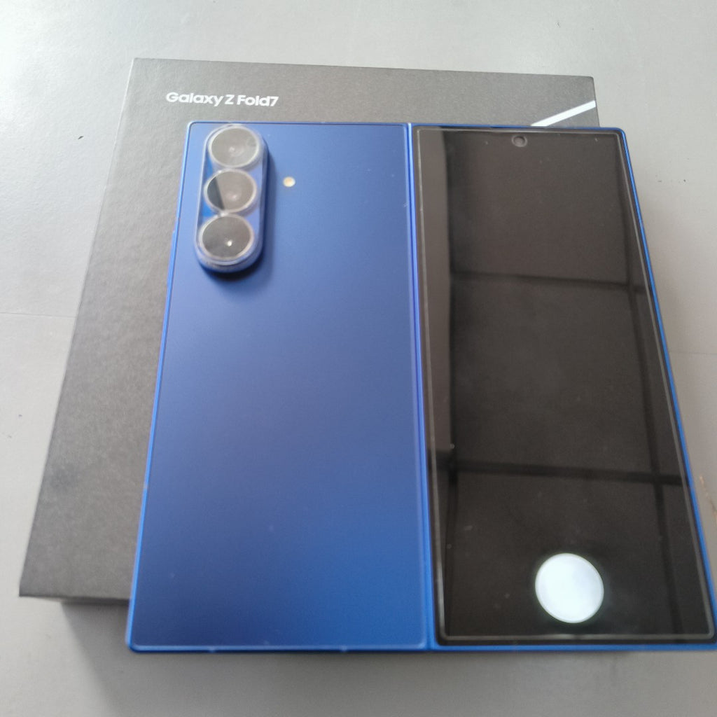 CELULAR SAMSUNG GALAXY Z FOLD7 SM-F966B (2025) 1 TB 16 GB RAM (SEMINUEVO)