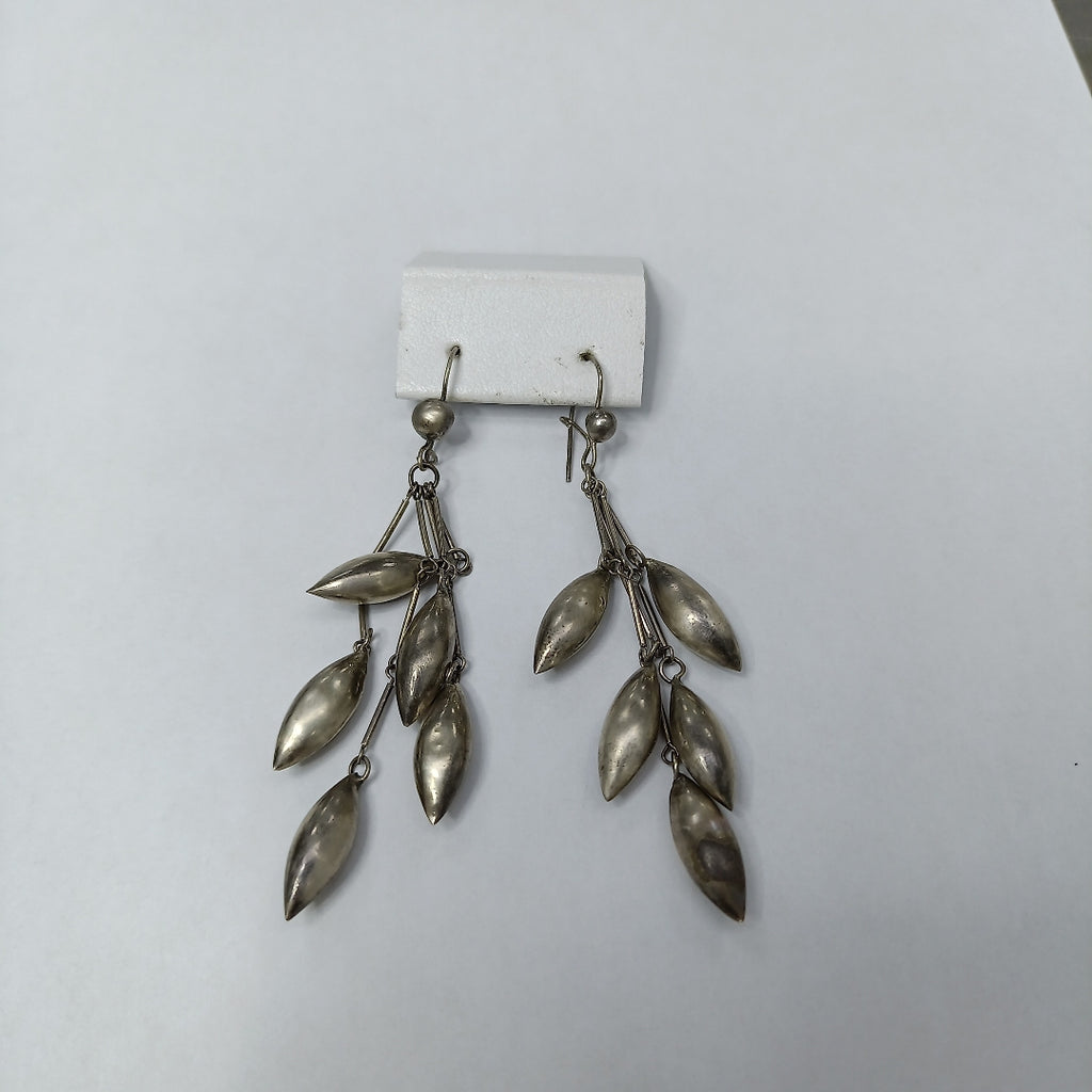 ARETES PAR PLATA 5,20 GRMS (SEMINUEVO)