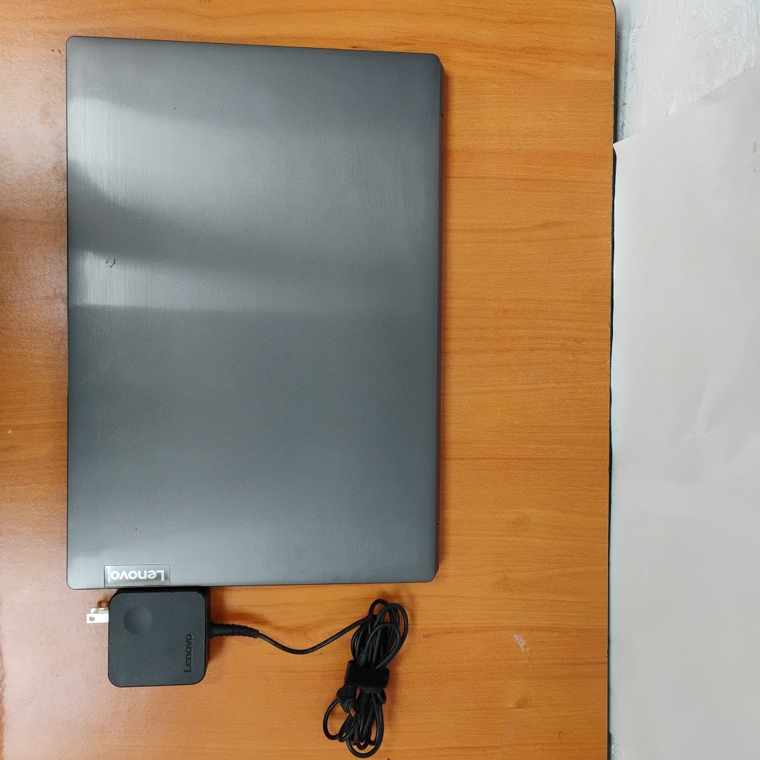 LAPTOP LENOVO V15-IGL (2022) 500 GB  4 GB RAM (SEMINUEVO)