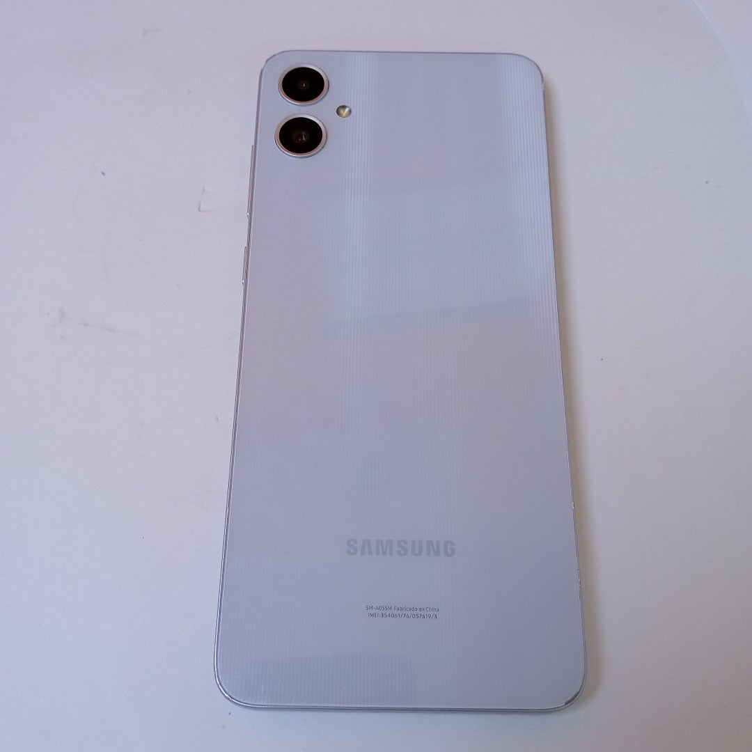 CELULAR SAMSUNG GALAXY A05 SM-A055M (2023) 64 GB 4 GB RAM (SEMINUEVO)