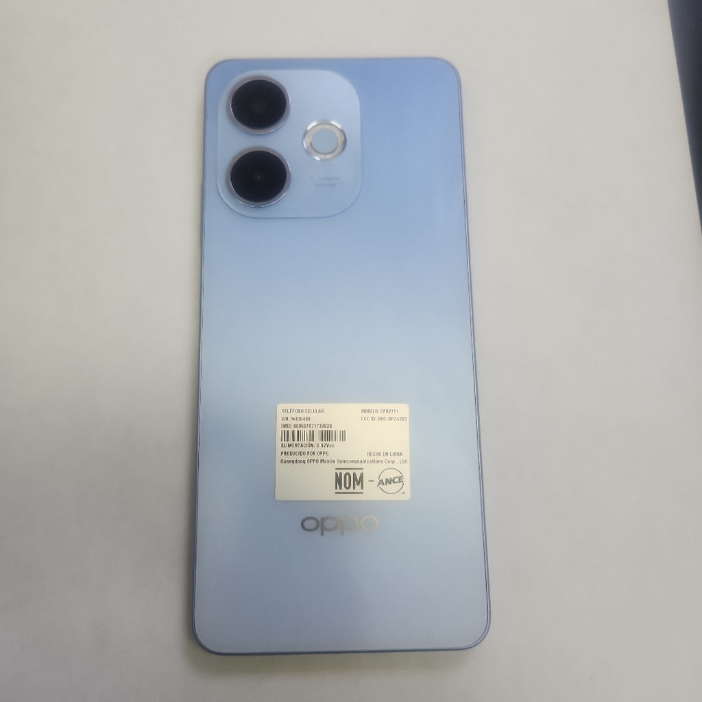 CELULAR OPPO  A5 PRO CPH2711 (2025) 256 GB 8 GB RAM (SEMINUEVO)