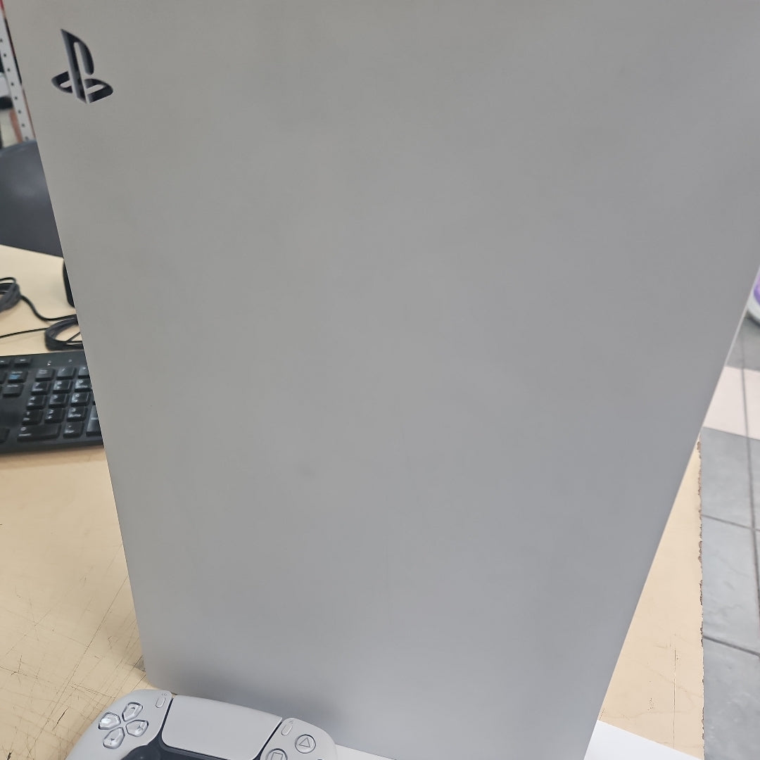 CONSOLA DE VIDEOJUEGO SONY PS5 825 SSD (SEMINUEVO)