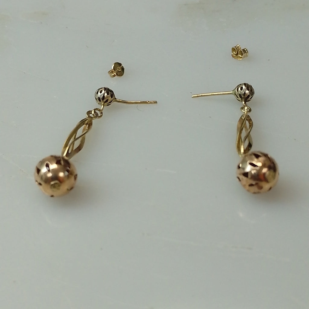 K1 3,20 GRMS 14 K ESPECIFICACIONES COMPLEMENTARIAS PAR ARETES VENDIBLES (SEMINUEVO)