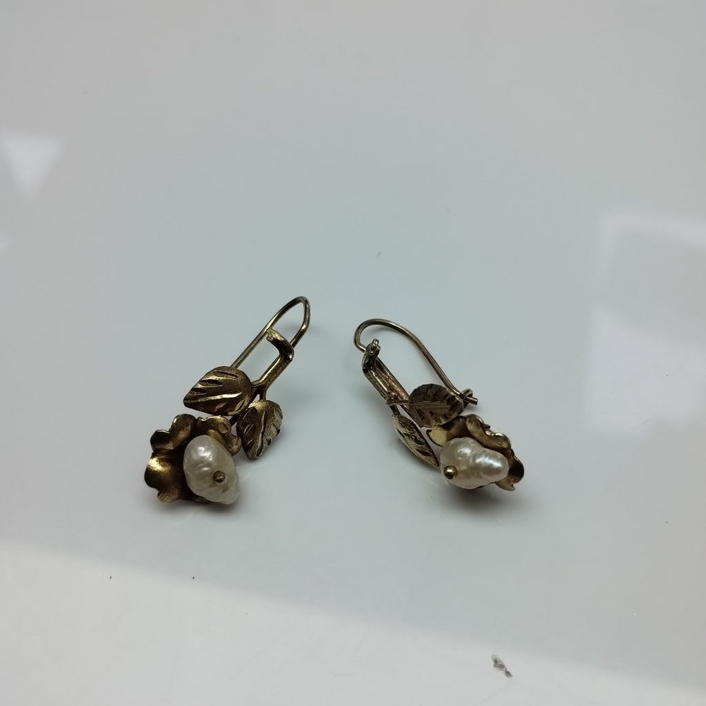 ARRACADAS PAR ORO 8 K 2.8 GRMS (SEMINUEVO)